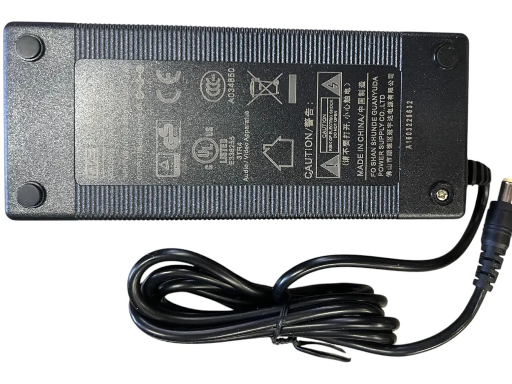 Blau Power supply 24V 6A