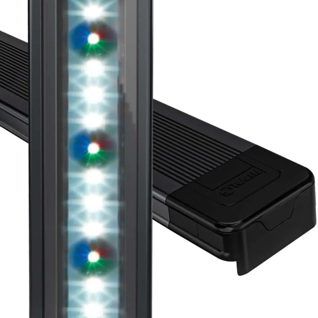 Fluval AquaSky LED 3.0 33W 115-146,4 cm.