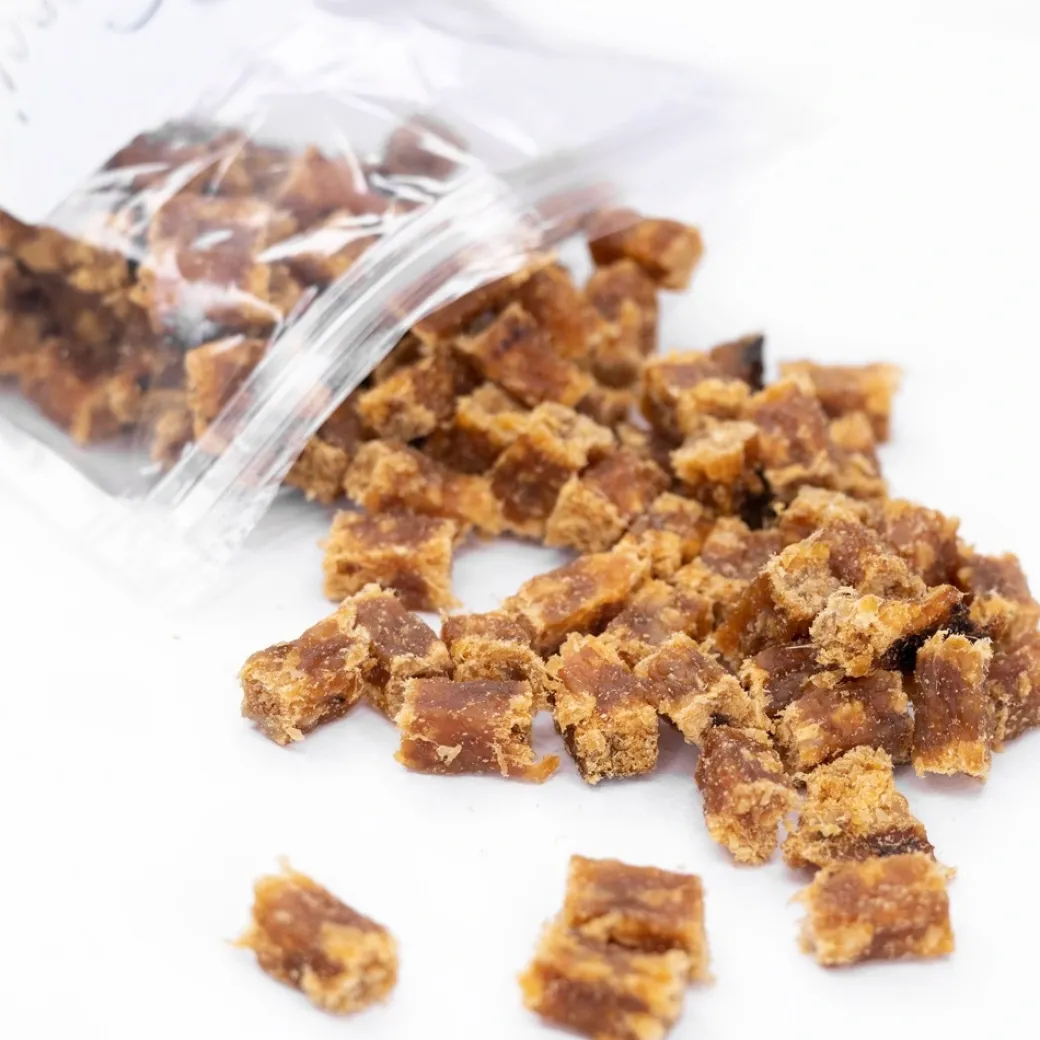 Snackit Bløde Perlehøne terninger 100 g - naturlige hundesnacks